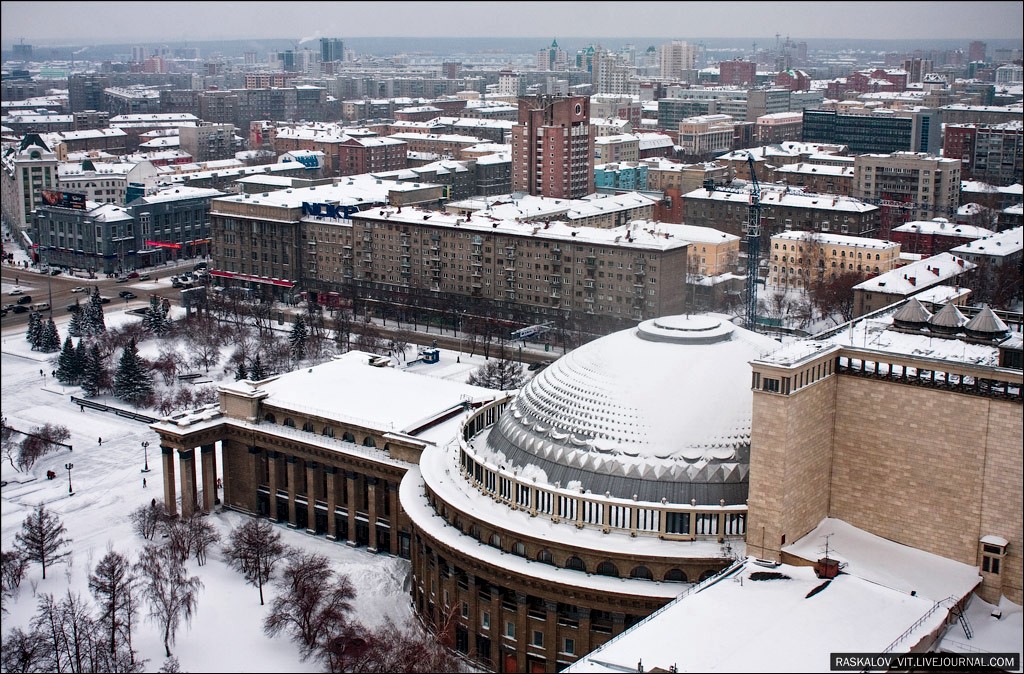 1300986623_3.jpg