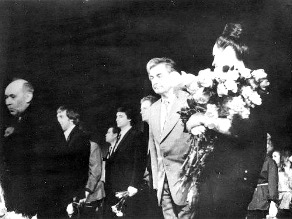 1974__095_009__Добрый_человек_из_Сезуана.jpg