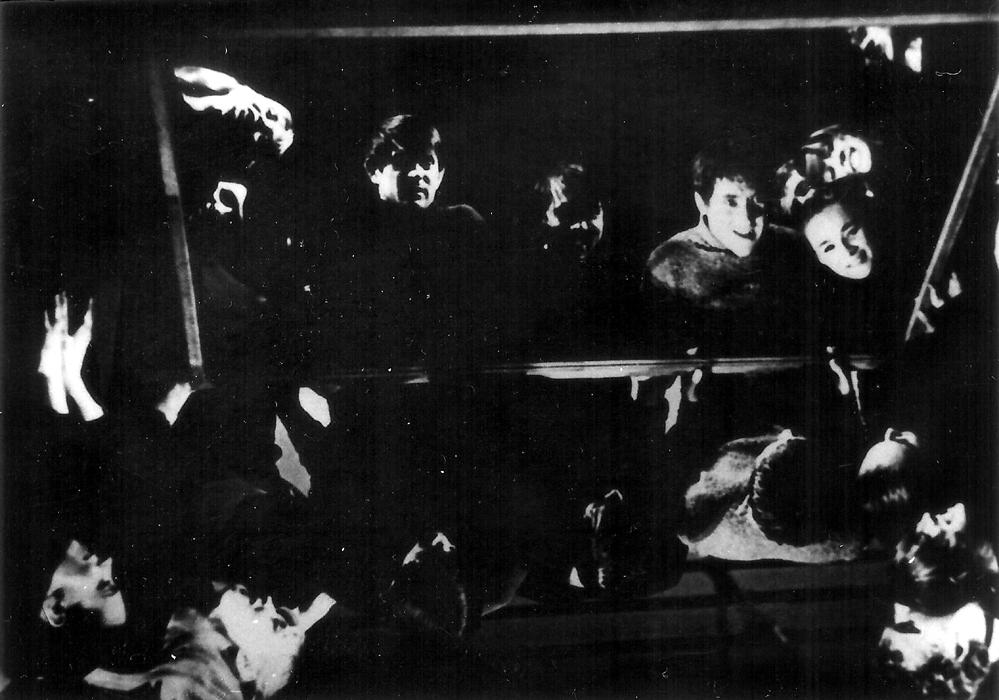 1970__004_002__Берегите_ваши_лица__q_.jpg