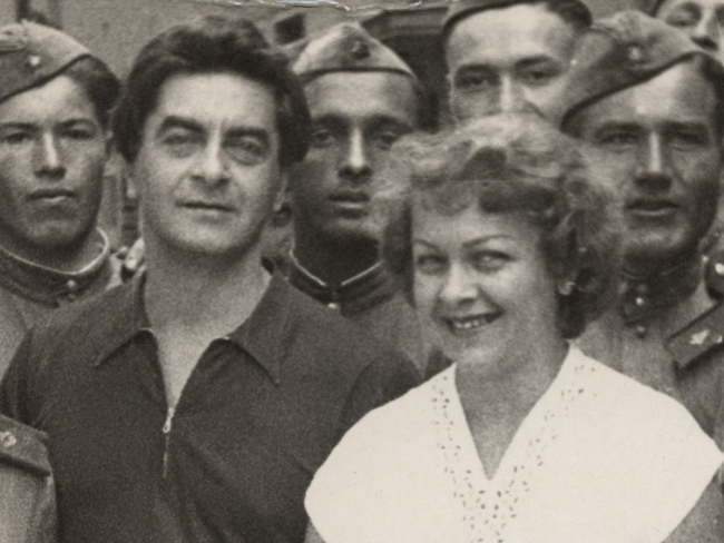 yuriy_lyubimov_i_lyudmila_celikovskaya.jpg