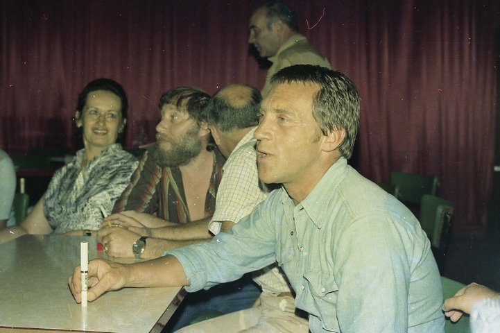 Vladimir_Vysotsky_Color001.jpg
