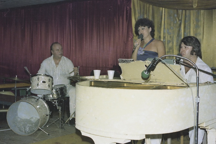 Vladimir_Vysotsky_Color005.jpg