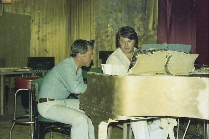 Vladimir_Vysotsky_Color008.jpg