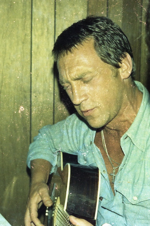 Vladimir_Vysotsky_Color012.jpg