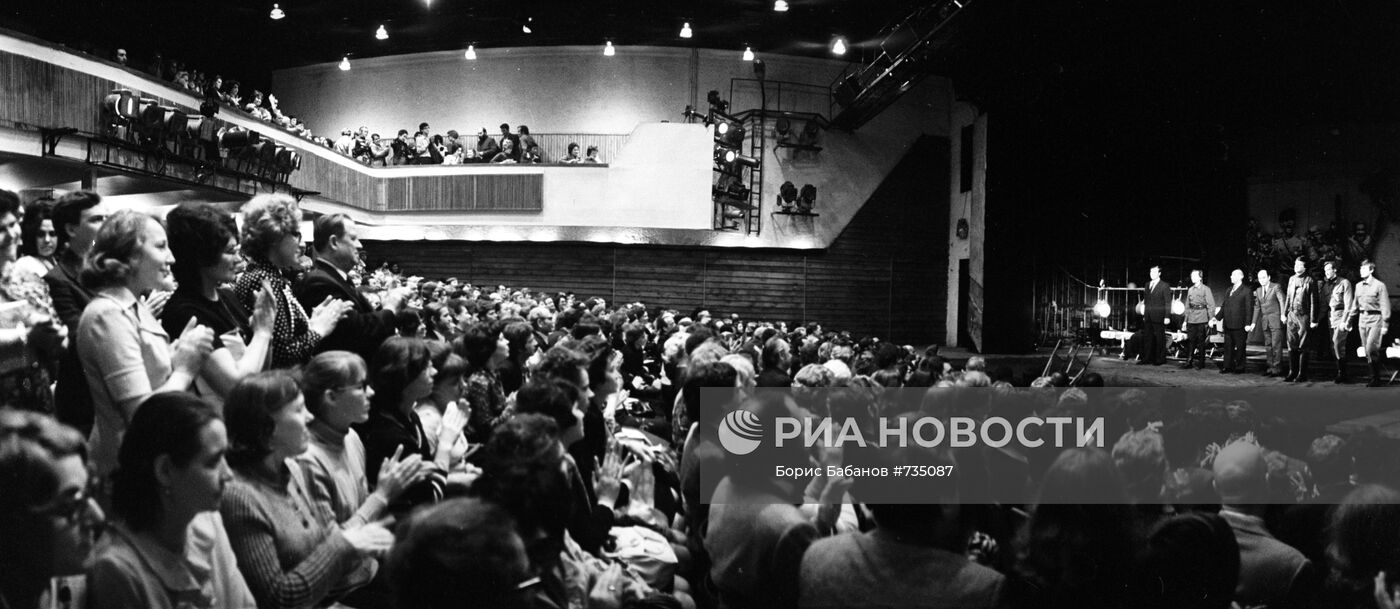 ria_735087_preview.jpg