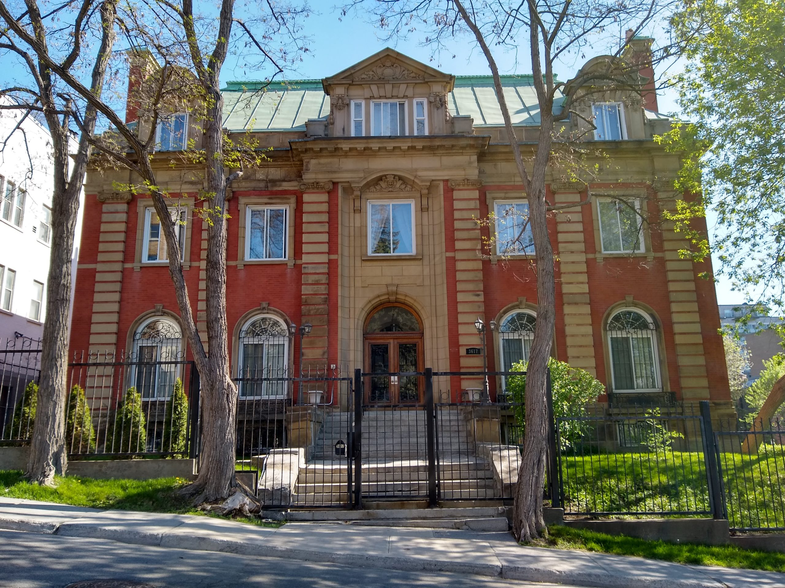 03__10_herbert_molson_house_scaled_.jpg