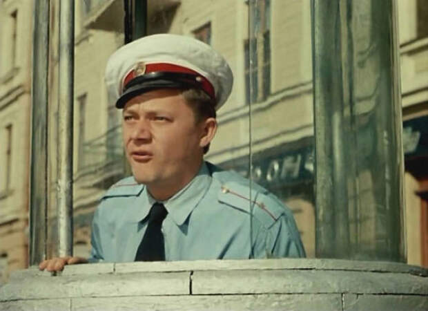 Горобец___артист_Театра_им._А._С._Пушкина_Полосатый_рейс.jpeg
