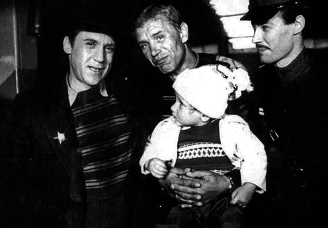 0e663543594e9849a7570d49056581aa__vladimir_vysotsky.jpg
