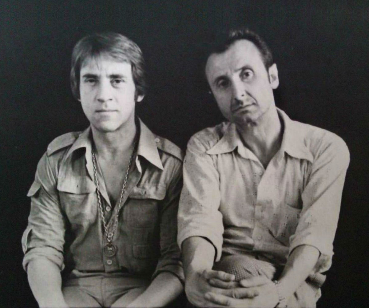 Владимир_Высоцкий_и_Александр_Сааков._Тбилиси__21.09.1979.jpg