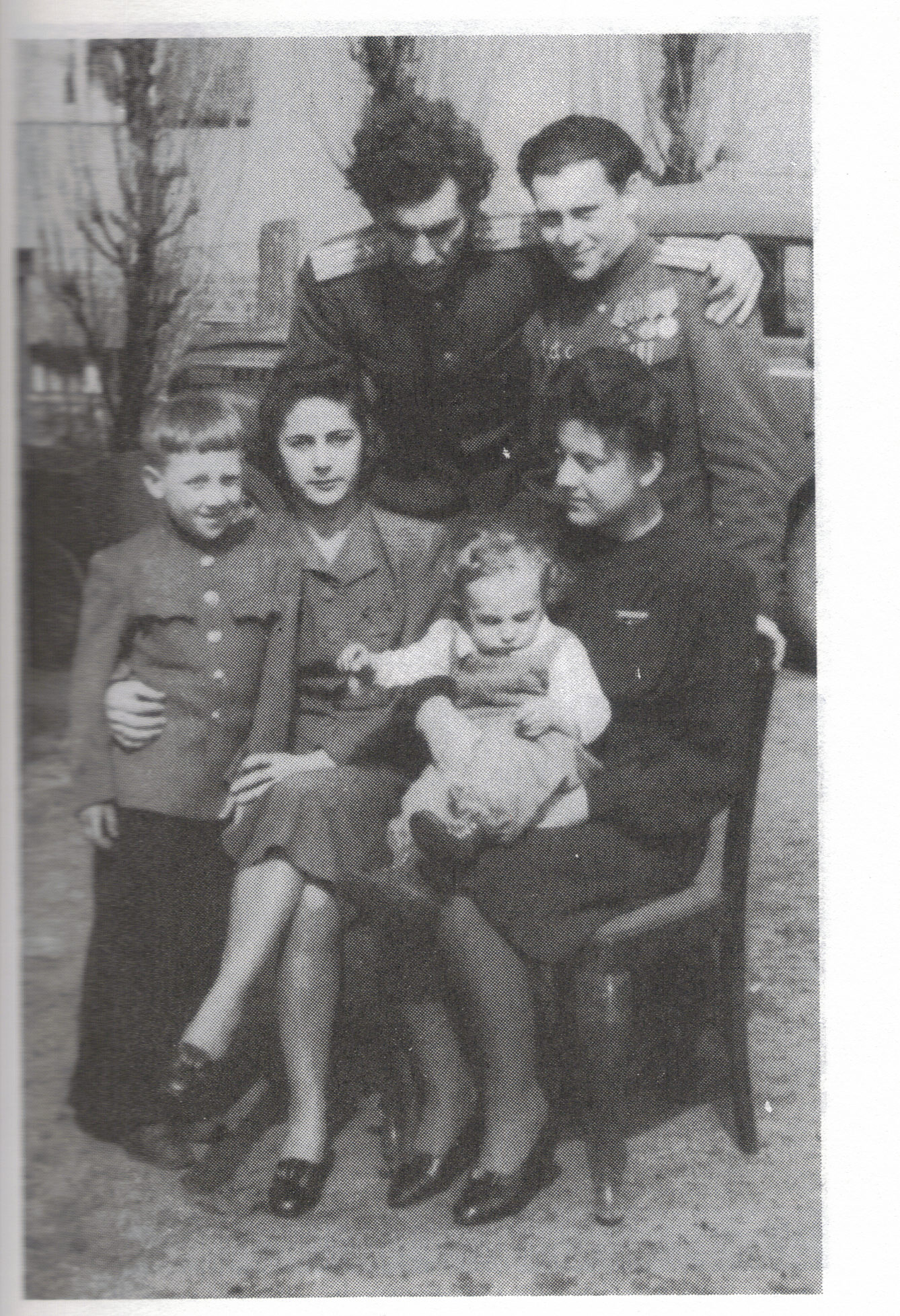1947_04_Ratenov_2.jpg