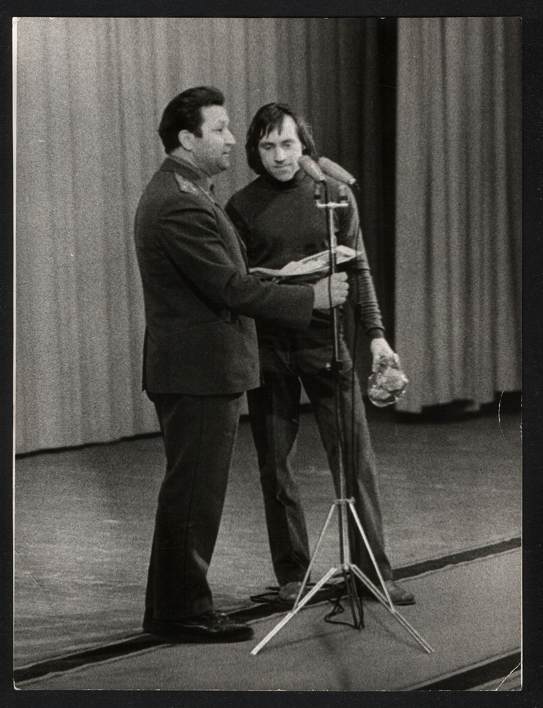 ВВ_и_Сорокин_Чкаловское_1975.jpg