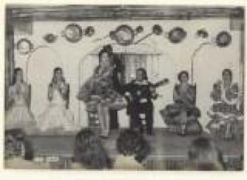 1975__011_005__апрель_тх_Белоруссия__1_3__Танец_фламенко_в_ресторане_El_JaLeo.jpg