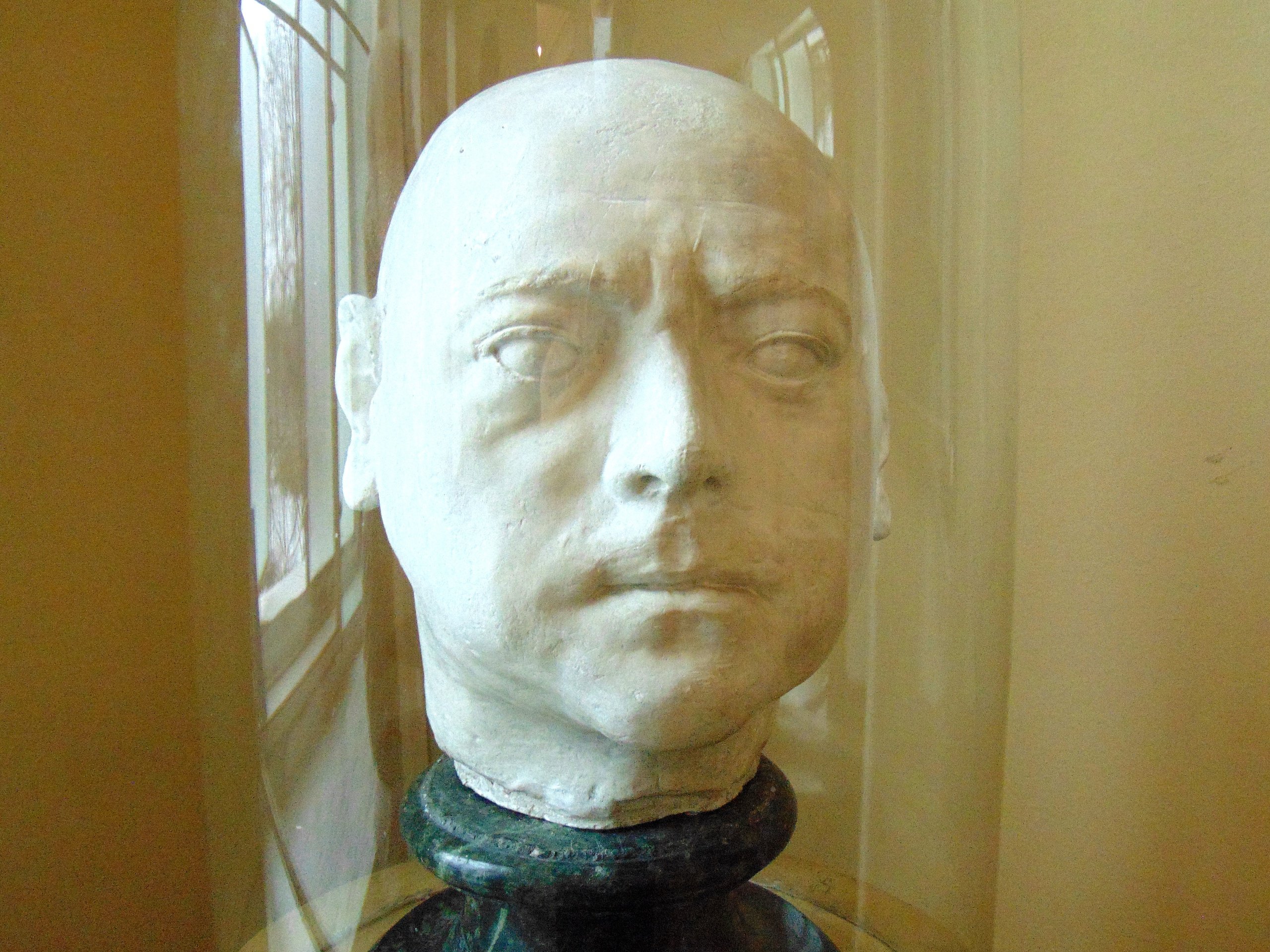 1717_Прижизненная_маска_Петра__Бартоломео_Растрелли_.jpg